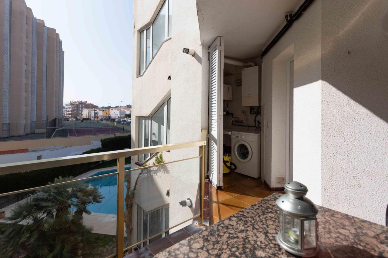 Primerisima Linea De Mar. Hutg 038644-53 L'Escala Exterior photo
