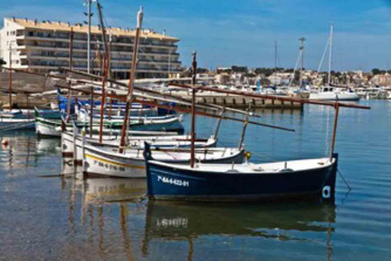 Primerisima Linea De Mar. Hutg 038644-53 L'Escala Exterior photo