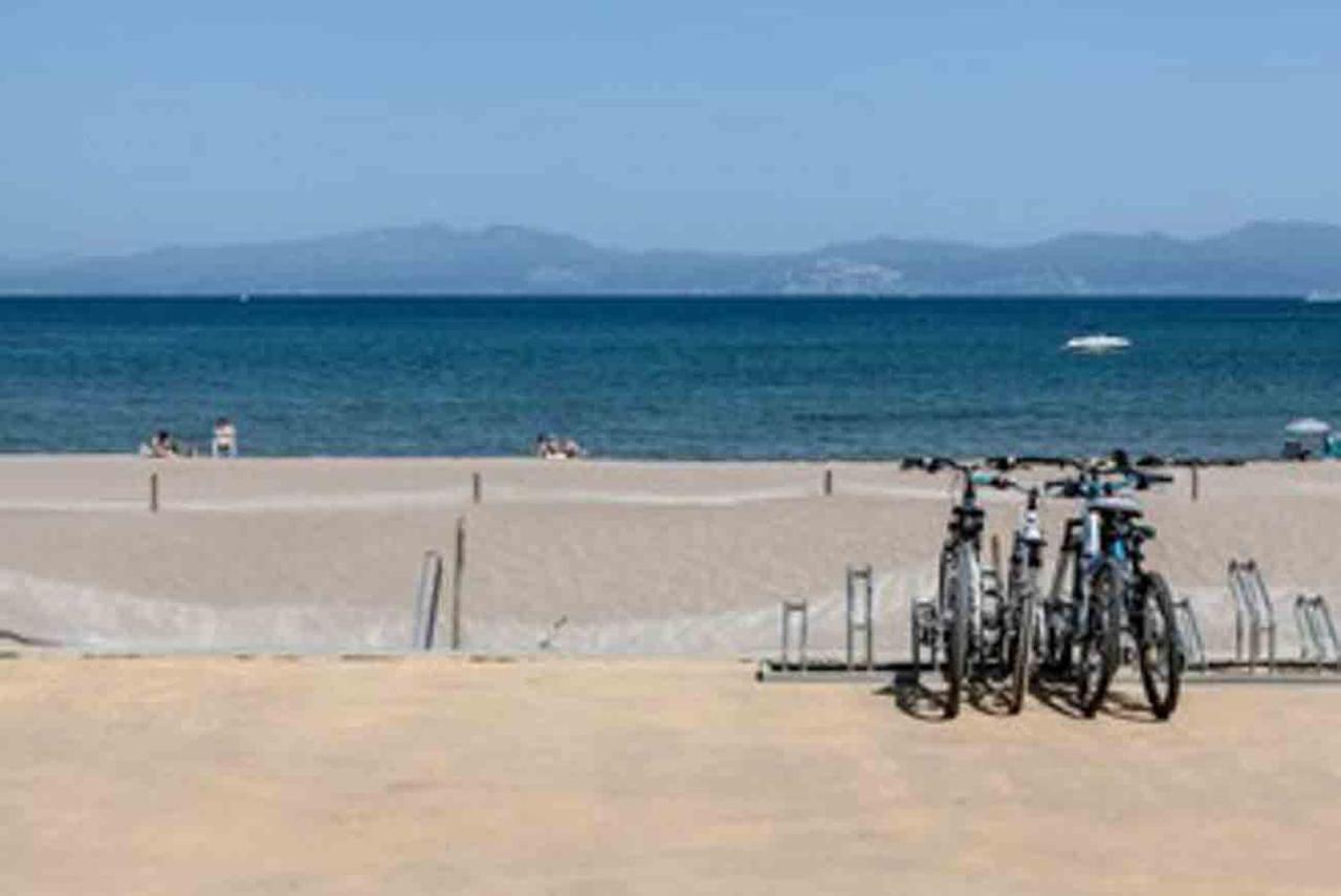 Primerisima Linea De Mar. Hutg 038644-53 L'Escala Exterior photo